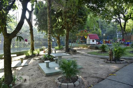 Apartamento à venda com 84m², 3 quartos e 1 vagaÁrea comum