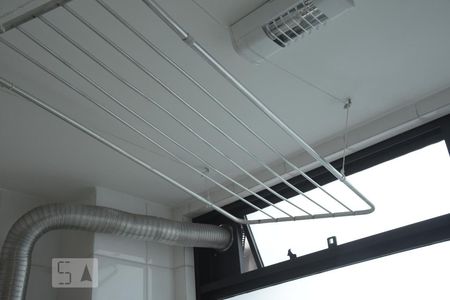 Apartamento à venda com 84m², 3 quartos e 1 vagaÁrea de Serviço