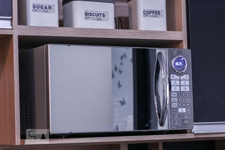 Studio à venda com 29m², 1 quarto e 1 vaga Studio à venda com 29m², 1 quarto e 1 vagaMicroondas