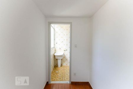 Apartamento à venda com 59m², 2 quartos e 1 vaga Apartamento à venda com 59m², 2 quartos e 1 vagaQuarto de Serviço