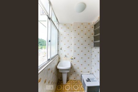 Apartamento à venda com 59m², 2 quartos e 1 vaga Apartamento à venda com 59m², 2 quartos e 1 vagaÁrea de Serviço