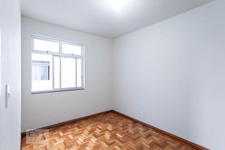 Quarto 2 de apartamento para alugar com 2 quartos, 65m² em Centro, Belo Horizonte