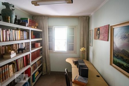 Casa à venda com 294m², 3 quartos e 4 vagasEscritório