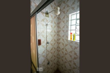 Casa à venda com 294m², 3 quartos e 4 vagasBanheiro