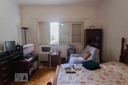 Casa à venda com 337m², 5 quartos e 3 vagasQuarto 2