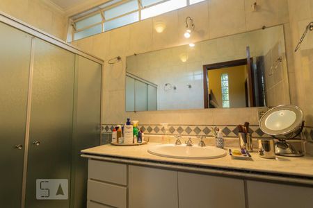 Casa à venda com 337m², 5 quartos e 3 vagasBanheiro do Quarto 3