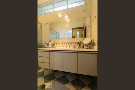 Casa à venda com 337m², 5 quartos e 3 vagasBanheiro do Quarto 3