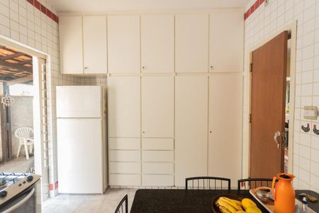 Casa à venda com 337m², 5 quartos e 3 vagasCozinha