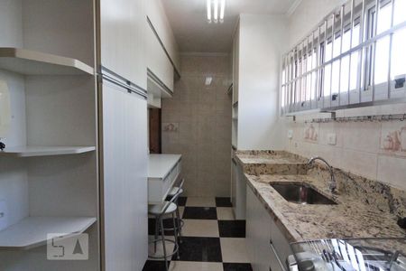 Apartamento à venda com 83m², 3 quartos e 2 vagas Apartamento à venda com 83m², 3 quartos e 2 vagasCozinha