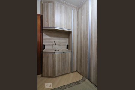 Apartamento à venda com 83m², 3 quartos e 2 vagas Apartamento à venda com 83m², 3 quartos e 2 vagasQuarto 2