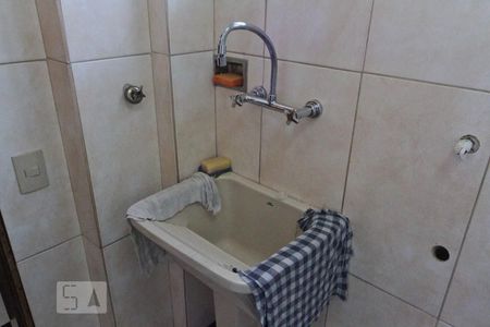 Apartamento à venda com 83m², 3 quartos e 2 vagas Apartamento à venda com 83m², 3 quartos e 2 vagasÁrea de Serviço
