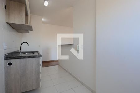 Apartamento à venda com 47m², 2 quartos e 1 vaga Apartamento à venda com 47m², 2 quartos e 1 vagaCozinha e Área de Serviço