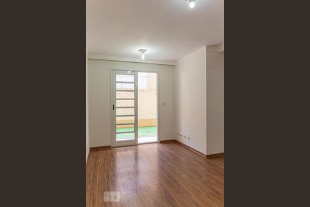Sala de apartamento para alugar com 2 quartos, 68m² em Taboão, São Paulo