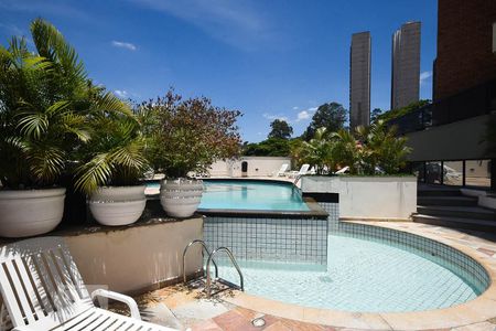 Apartamento para alugar com 50m², 1 quarto e 1 vaga Apartamento para alugar com 50m², 1 quarto e 1 vagaPiscina