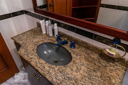 Casa à venda com 337m², 3 quartos e 2 vagas2o. Andar - Banheiro