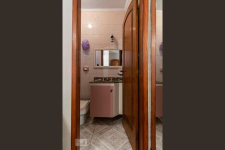 Casa à venda com 337m², 3 quartos e 2 vagas2o. Andar - Banheiro da Suíte 2