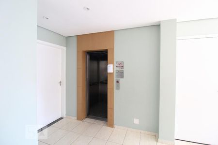 Apartamento à venda com 48m², 2 quartos e 1 vagaElevador social