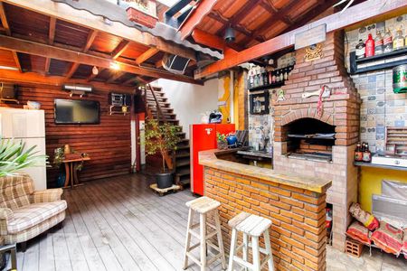 Apartamento à venda com 90m², 2 quartos e 2 vagasChurrasqueira e Área de Serviço