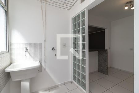 Apartamento à venda com 115m², 3 quartos e 1 vagaÁrea de Serviço