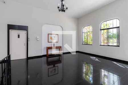 Apartamento à venda com 115m², 3 quartos e 1 vagaHall Social