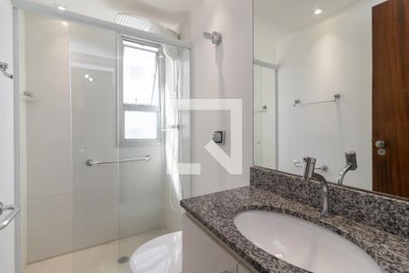 Apartamento à venda com 115m², 3 quartos e 1 vagaBanheiro 2