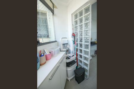 Apartamento à venda com 73m², 3 quartos e 2 vagas Apartamento à venda com 73m², 3 quartos e 2 vagasÁrea de Serviço