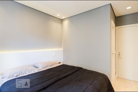 Apartamento à venda com 100m², 2 quartos e 2 vagas Apartamento à venda com 100m², 2 quartos e 2 vagasQuarto da suíte