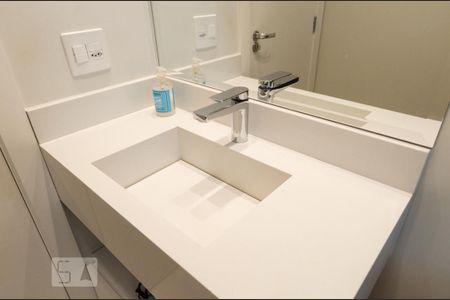 Apartamento à venda com 100m², 2 quartos e 2 vagas Apartamento à venda com 100m², 2 quartos e 2 vagasBanheiro