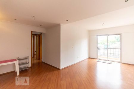 Sala de apartamento para alugar com 2 quartos, 77m² em Vila Firmiano Pinto, São Paulo