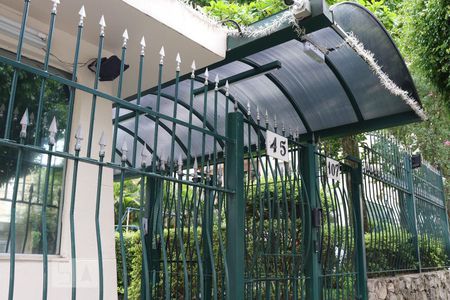 Apartamento para alugar com 77m², 2 quartos e 1 vagaFachada