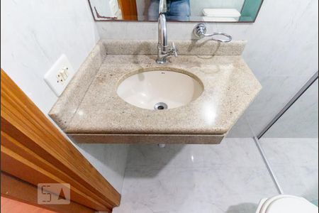 Apartamento para alugar com 77m², 2 quartos e 1 vagaBanheiro