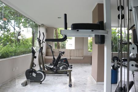 Apartamento para alugar com 77m², 2 quartos e 1 vagaÁrea Comum