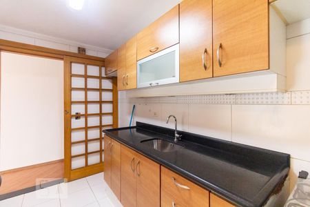 Apartamento para alugar com 77m², 2 quartos e 1 vagaCozinha