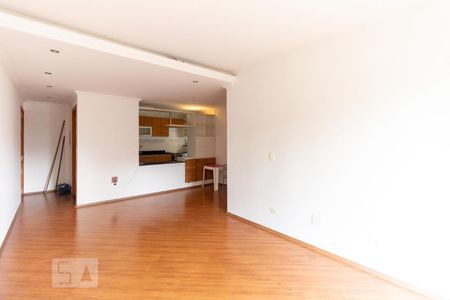 Sala de apartamento para alugar com 2 quartos, 77m² em Vila Firmiano Pinto, São Paulo