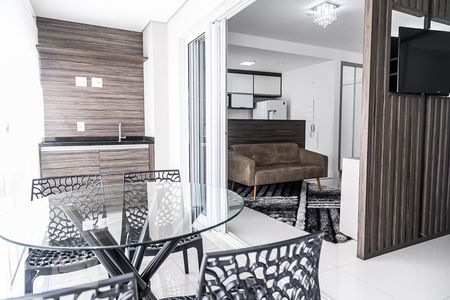 Apartamento à venda com 55m², 1 quarto e 1 vaga Apartamento à venda com 55m², 1 quarto e 1 vagaSacada/sala