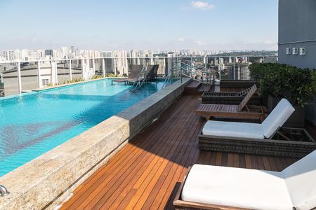 Apartamento à venda com 55m², 1 quarto e 1 vaga Apartamento à venda com 55m², 1 quarto e 1 vagaÁrea comum - Piscina