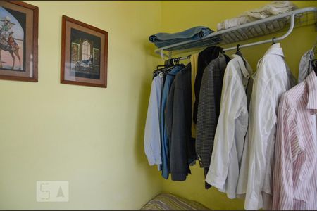 Apartamento à venda com 70m², 3 quartos e sem vaga Apartamento à venda com 70m², 3 quartos e sem vagaQuarto de serviço