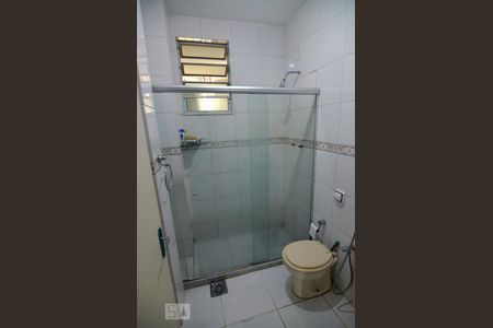 Apartamento à venda com 70m², 3 quartos e sem vaga Apartamento à venda com 70m², 3 quartos e sem vagaBanheiro