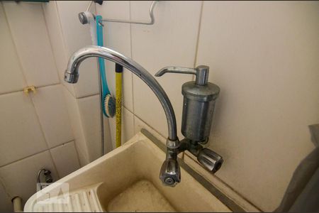Apartamento à venda com 70m², 3 quartos e sem vaga Apartamento à venda com 70m², 3 quartos e sem vagaBanheiro de serviço