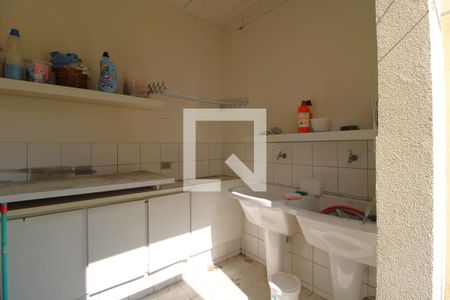 Casa para alugar com 530m², 3 quartos e 13 vagasLavanderia