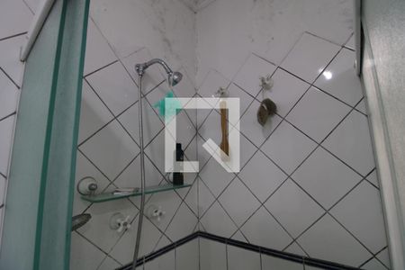 Casa para alugar com 530m², 3 quartos e 13 vagasChuveiro banheiro comum