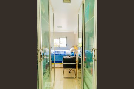 Apartamento à venda com 76m², 2 quartos e 1 vagaSuíte - Closet