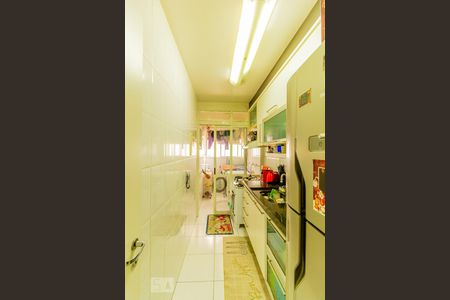 Apartamento à venda com 76m², 2 quartos e 1 vagaCozinha