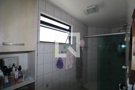 Apartamento à venda com 125m², 3 quartos e 1 vagaBanheiro da suíte 