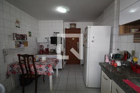 Apartamento à venda com 125m², 3 quartos e 1 vagaCozinha