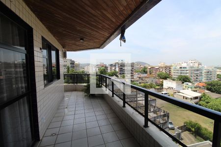 Apartamento à venda com 125m², 3 quartos e 1 vagaVaranda
