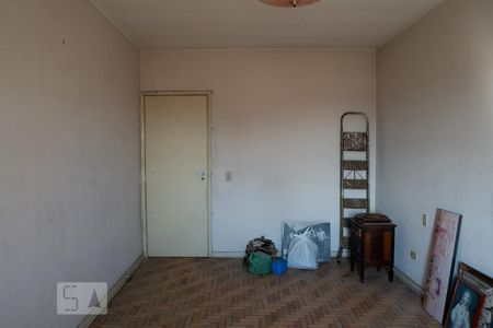 Casa à venda com 300m², 5 quartos e 4 vagas Casa à venda com 300m², 5 quartos e 4 vagasQuarto 3