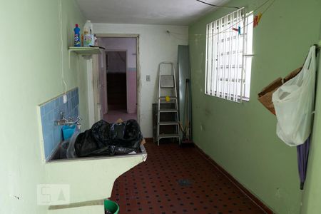 Casa à venda com 300m², 5 quartos e 4 vagas Casa à venda com 300m², 5 quartos e 4 vagasÁrea de serviço