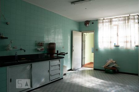 Casa à venda com 300m², 5 quartos e 4 vagas Casa à venda com 300m², 5 quartos e 4 vagasCozinha 1