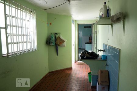 Casa à venda com 300m², 5 quartos e 4 vagas Casa à venda com 300m², 5 quartos e 4 vagasÁrea de serviço